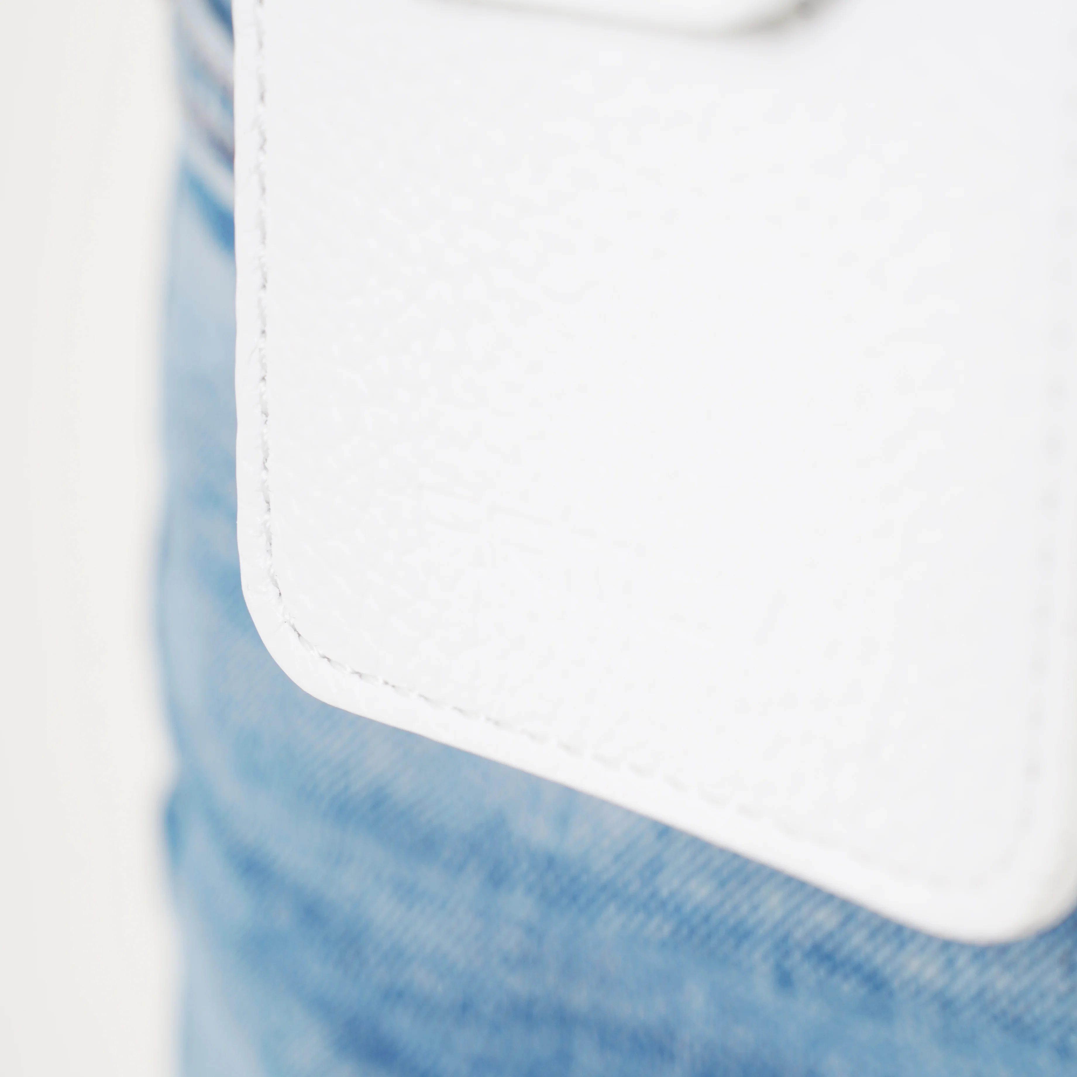 Marty Bag iPhone 12 Pro Max - Image 15